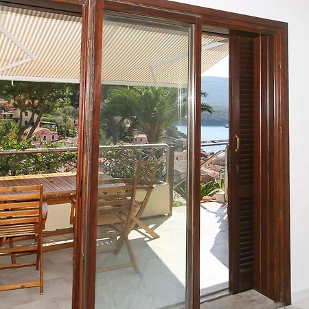 Appartamenti Residence Il Porto 13 E 16 Порто Адзуро Екстериор снимка