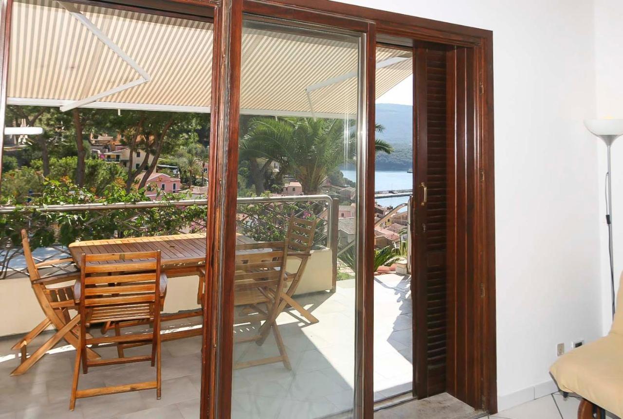 Appartamenti Residence Il Porto 13 E 16 Порто Адзуро Екстериор снимка
