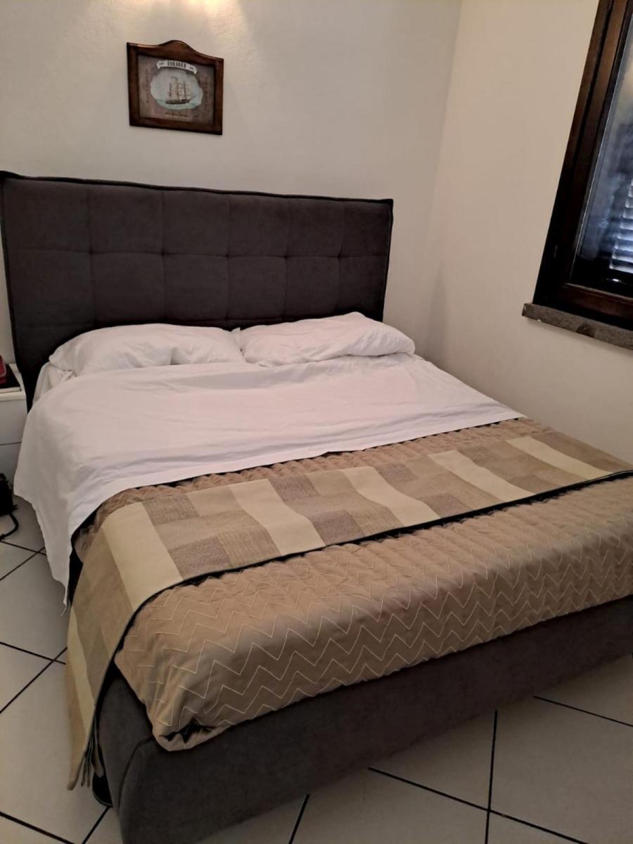 Appartamenti Residence Il Porto 13 E 16 Порто Адзуро Екстериор снимка